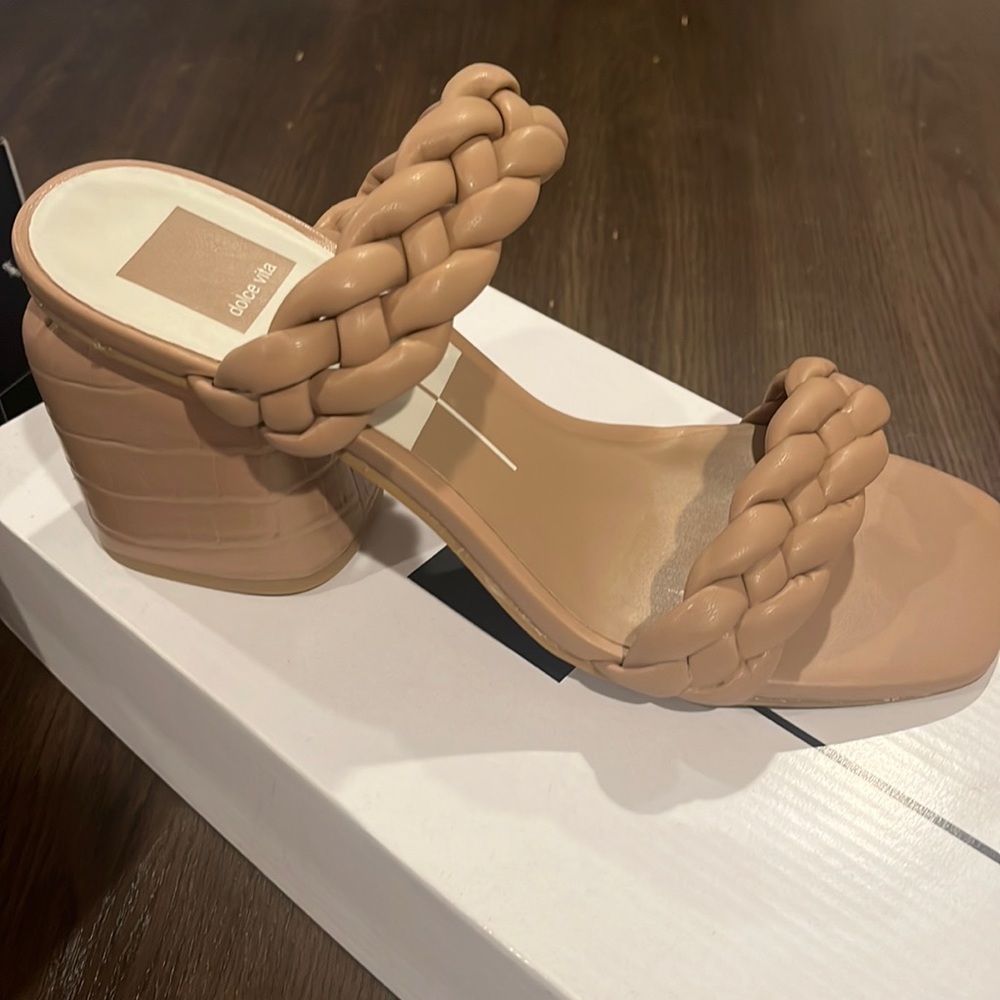 Dolce Vita Nancie Woven Shoe